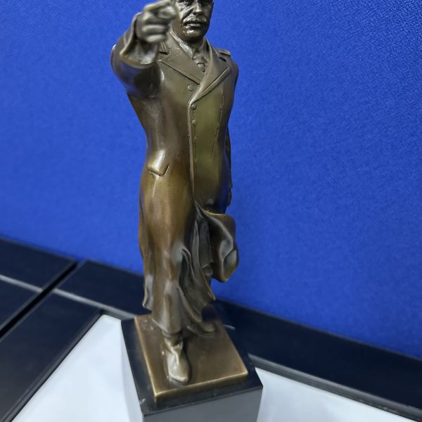 Stalin statueta din bronz